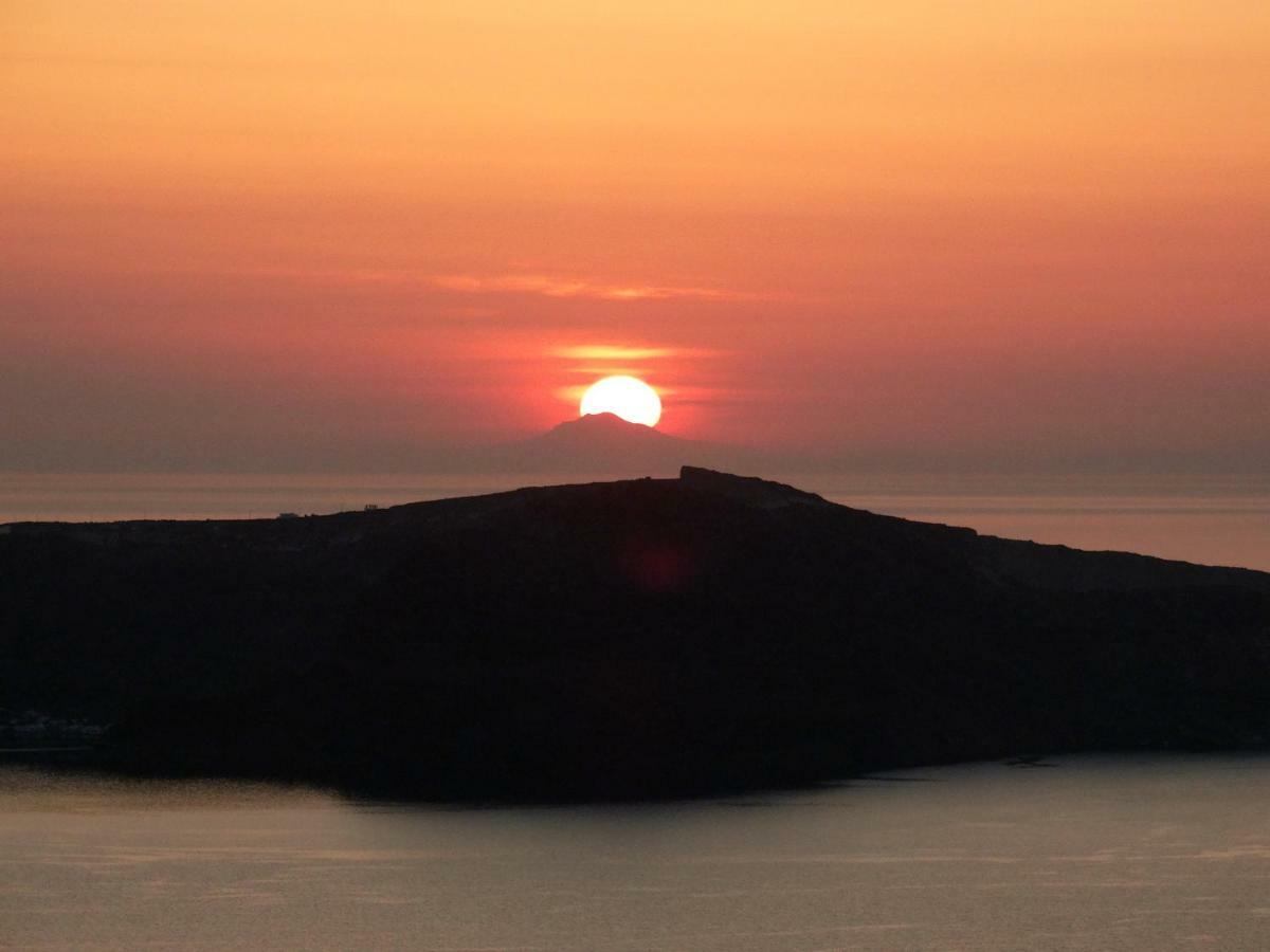 Yposkafo Suites - Studio - Santorini Фіра Екстер'єр фото